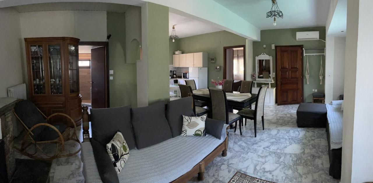 Penzion Theodoras House Nea Iraklitsa Exteriér fotografie